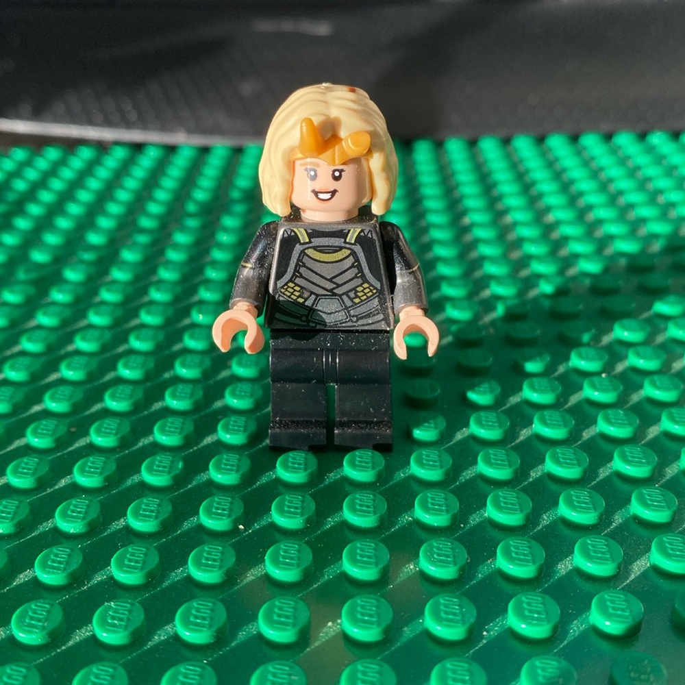 Lego Sylvie Minifigure